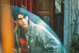 丁禹兮 您好，麻烦帮我再“续”一下这个五月男友图片