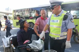 专家建议农用车一律禁止进城，老农反问一句话：生活怎么解决？图片