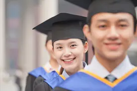 “全日制”研究生要花多少钱，算完费用后，网友后悔没考研图片