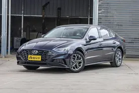 深度测评现代第十代索纳塔，想买这款车的朋友建议先看图片