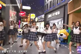 一边逛街一边看节目？这种沉浸式晚会也只有苏宁易购818超级秀了图片