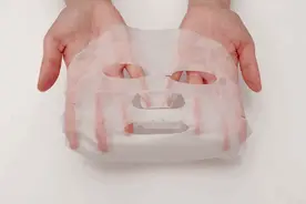 你以为面膜真的就只是敷完就洗脸吗，皮肤好的都这样做图片