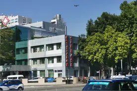 深圳交警首次启用无人机抓拍电单车违法，共查获各类违法273宗图片