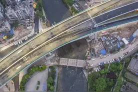 贵阳：地标建筑五眼桥开始拆除图片