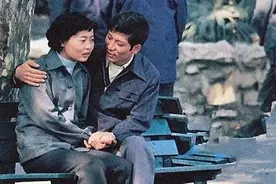 贾平凹《黑氏》：一个懦弱丑妇的堕落始末，自信都是男人给的图片