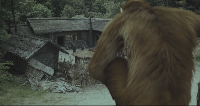 上线1天就破纪录，这片凭什么能被捧为：2021年第一国产惊悚片？