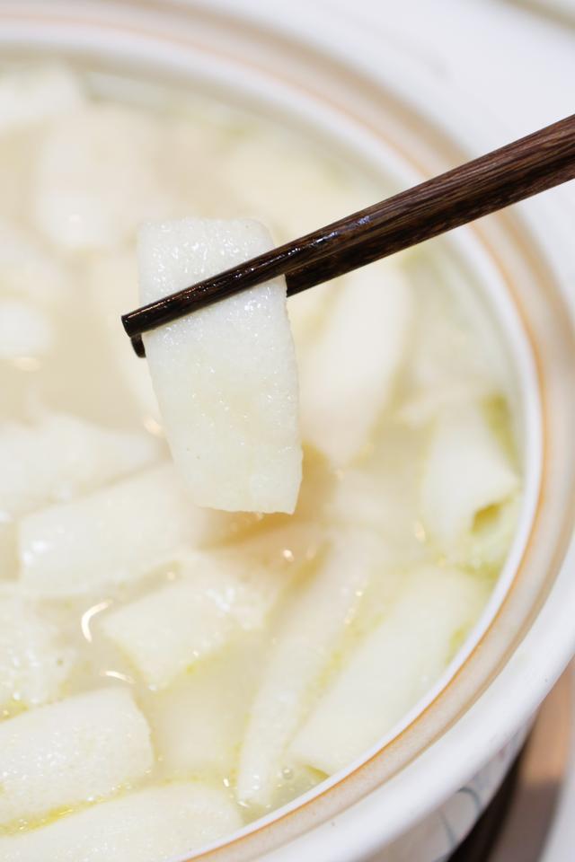 花胶能和猪肚一起炖吗 花胶能和猪肚一起炖吗怎么做