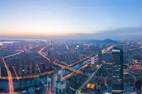 人均GDP百强城市大洗牌：克拉玛依跃升第一无锡第二 深圳跌至第七图片