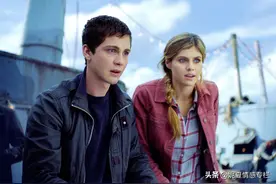 丈夫出国打工，拜托好兄弟照顾妻子，回来之后发现家里多了两人图片