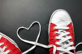 运动鞋鞋带的系法图解 运动鞋系鞋带的24种花样图片