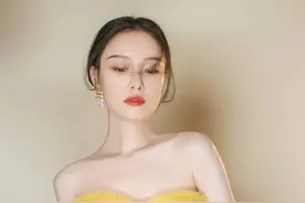女星华服之倪妮篇，腰肢纤细婀娜多姿，裙摆摇曳间展现万种风情图片