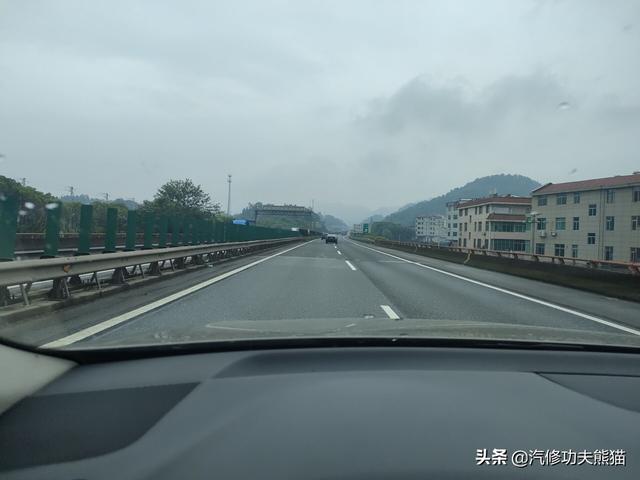 小伙淘了台二手奥迪Q5，不光烧机油还到处漏油，一次修复秒变新机