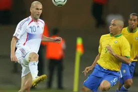 都是球王！各年代的绝代双骄 谁更胜一筹？图片