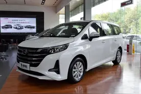 性价比很高的MPV，6座大空间，实拍广汽传祺M6图片