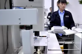 云申领，浙A区域号牌这就到手！这方便的背后，为你解密车牌制作全流程图片