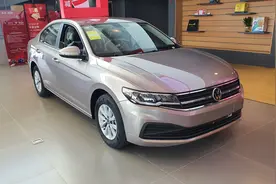 实拍21款宝来：动力稳定空间大 高性价比家用车图片