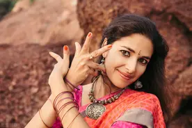 印度区分种姓高低不是看肤色：2012年黑公交案女死者是婆罗门女性图片