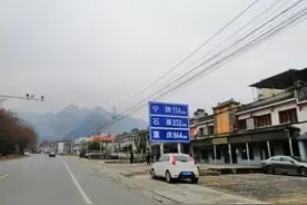 穿越秦岭南北最美自驾公路，竟是陕西人60年前的杰作，不可思议图片