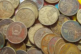 我国共发行过6枚5角硬币，已普遍上涨，龙凤五角已涨到3万图片