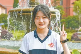 735分！芜湖安师大附外的软萌妹子数理化满分图片