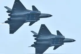 海外谈中国战机是否超过俄国：俄国人觉得点评理性但不好受图片