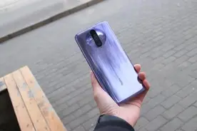 差不多的配置，为什么小米和红米差价这么大图片