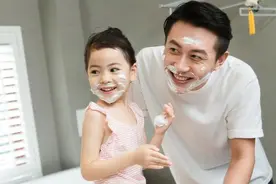 教育女儿，有几件事建议爸爸多管管，其中一件能帮女儿过滤掉渣男图片