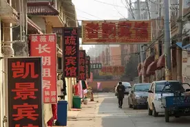 我去住了晚火车站旁的小旅馆…图片