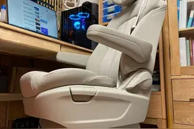 300块的人体工程学——GL8拆车座椅改装电脑椅图片