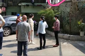 鄞州区大河巷突发火灾 边上还有天然气管道 危急时刻他们来了……图片