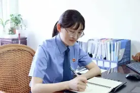 【新时代检察人】杨梅：用行动传递司法温情图片