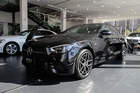 有情怀不实用？这台奔驰E300做工不缩水 售价却要53万图片