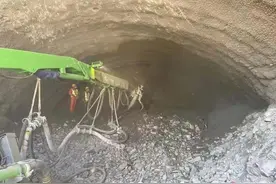 伊犁一条公路要修5年？因为它太难了图片