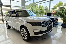 空间真的大 实拍路虎揽胜加长版 配置对得起售价图片