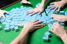 知俏：打麻将两周竟然爆肥20斤？这些原因现在知道还不晚！图片