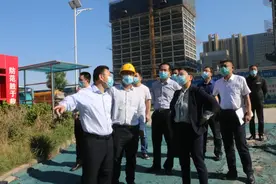 周立新督导检查房地产（城中村改造回迁）项目建设和施工管理工作图片