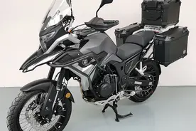 凯越500X升级到525X，动力提升，换装液晶仪表图片