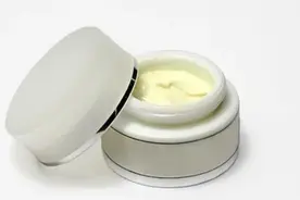 懒人必备的素颜霜，养肤还不用卸妆？图片