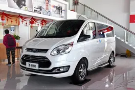 这台车能装能赚钱，7座MPV一车多用还是空气悬挂，实拍福特途睿欧图片