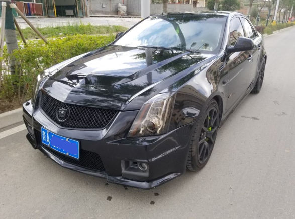 青海车友晒出11年前买的凯迪拉克“钢炮”，CTS-V，当年落地130W