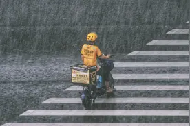 一个众包外卖小哥的年中总结！很中肯，也很深切图片