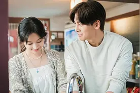 男友拒拍8888元婚纱照，买5元奶茶道歉，女子取消婚礼后庆幸不已图片