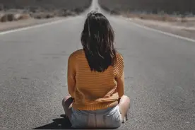 爱的方式有很多种：爱要爱得投入，放要放得干脆图片