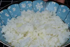 五星级大厨做蛋炒饭，解开很多人先炒蛋还是先炒饭的疑惑，太香了图片