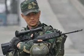 吴京的励志故事，这百亿影帝来得不易图片