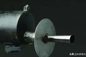 冷知识：马克沁重机枪最前面的大圆铁片，真的能用来挡子弹吗？图片