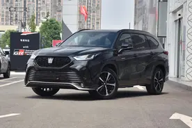 一汽丰田皇冠陆放27.58万起，车长5015mm，是真实力还是卖情怀？图片
