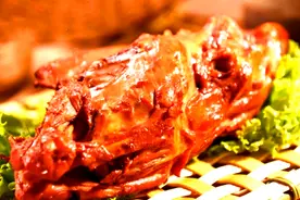 沈阳确诊大爷轨迹为啥网友看饿了？揭秘10元三个鸡架灵魂在于嗦勒图片