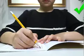 「超级详细」正确的握笔姿势，看看你握对了没有图片