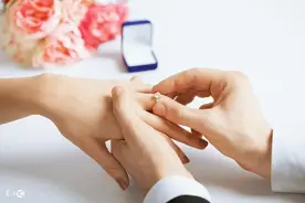 小说：她从学渣逆袭学霸，入学第一天就被校长叫，她成了学校名人图片